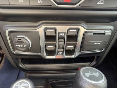 2022 Jeep Wrangler Unlimited Sahara 4x4