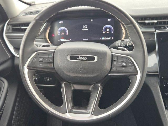 2023 Jeep Grand Cherokee Laredo 4x2