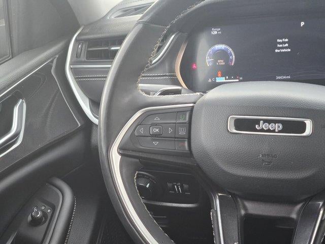 2023 Jeep Grand Cherokee Laredo 4x2