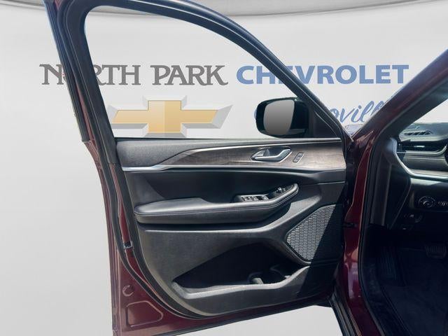 2025 Jeep Grand Cherokee Limited 4x2