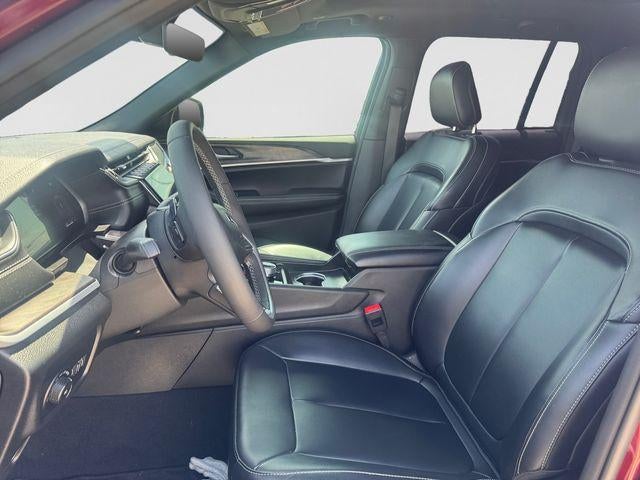2025 Jeep Grand Cherokee Limited 4x2