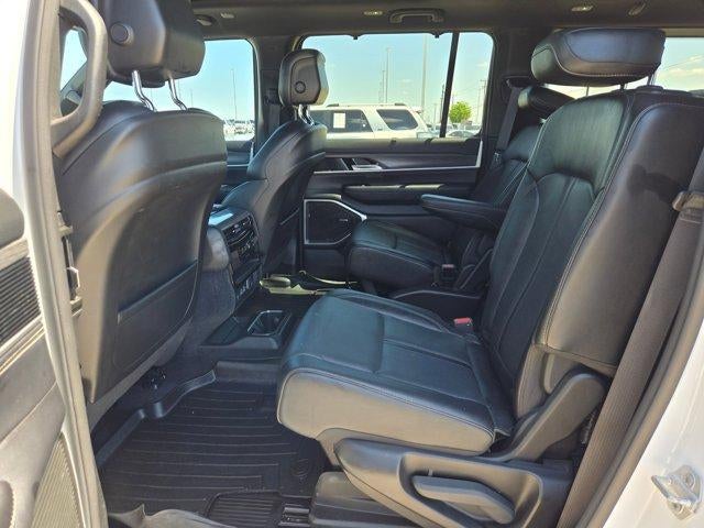 2023 Jeep Wagoneer Series II 4x2