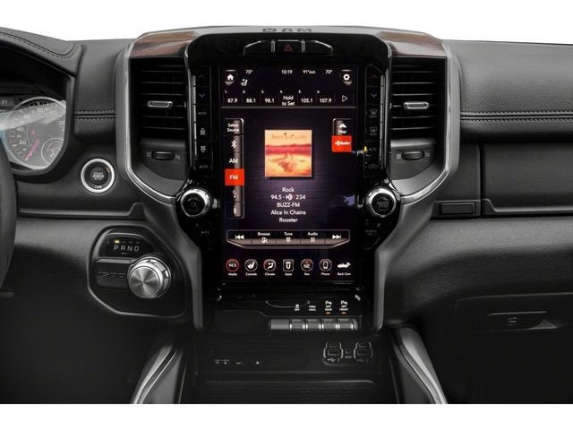 2020 RAM 1500 Laramie Crew Cab 4x2 5'7" Box