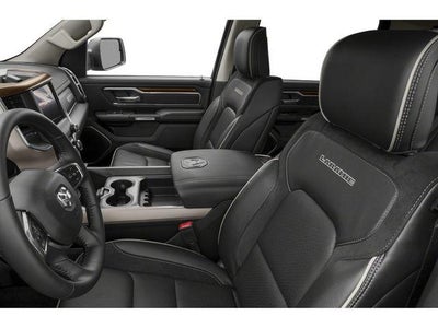 2022 RAM 1500 Laramie Crew Cab 4x2 5'7" Box