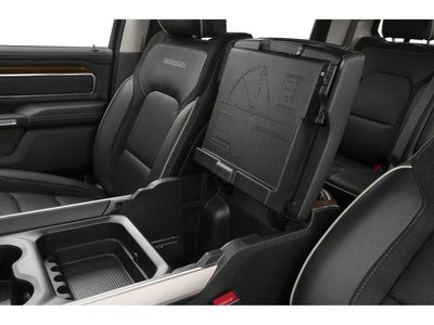 2022 RAM 1500 Laramie Crew Cab 4x2 5'7" Box