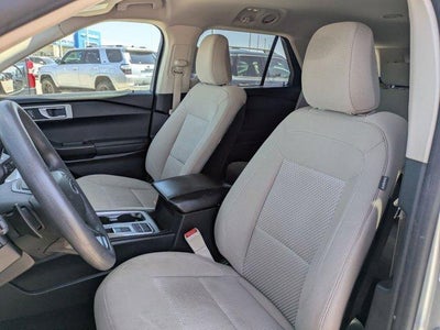 2020 Ford Explorer Base