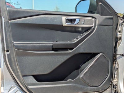 2020 Ford Explorer Base