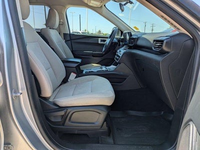 2020 Ford Explorer Base