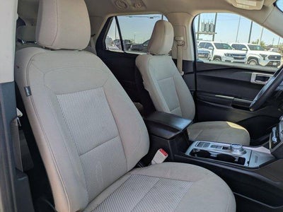 2020 Ford Explorer Base