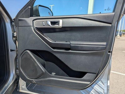 2020 Ford Explorer Base