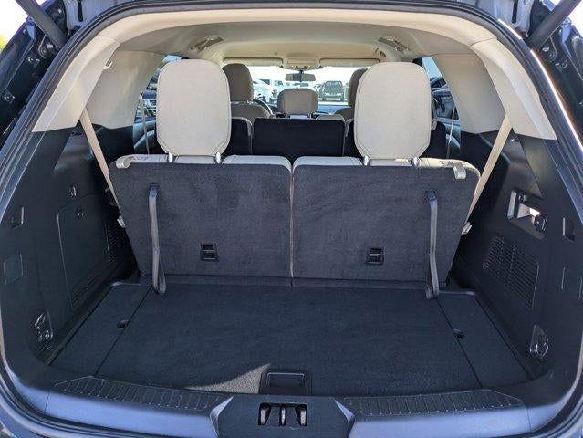 2021 Ford Explorer Base