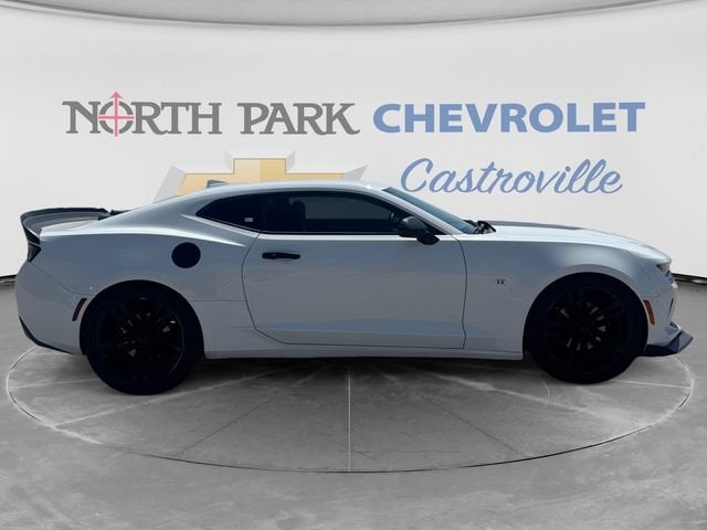2016 Chevrolet Camaro 1LT