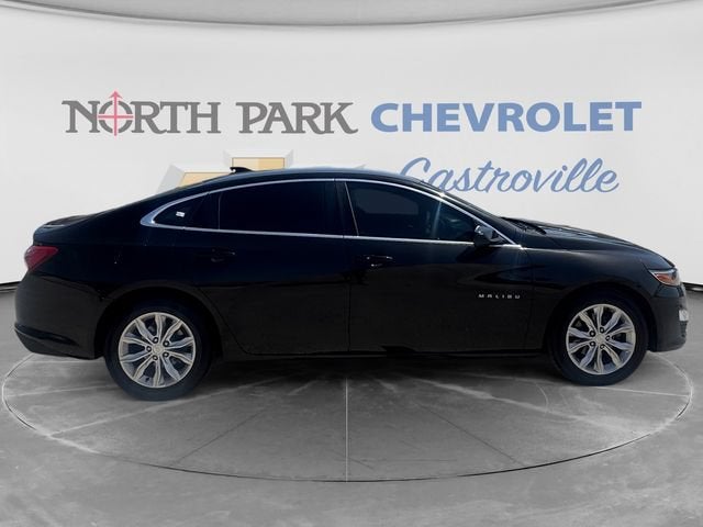Used 2021 Chevrolet Malibu 1LT with VIN 1G1ZD5ST4MF004726 for sale in Castroville, TX