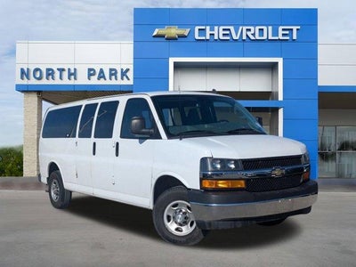 2020 Chevrolet Express Passenger 3500 1LT
