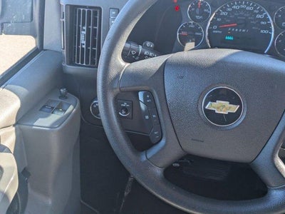 2020 Chevrolet Express Passenger 3500 1LT