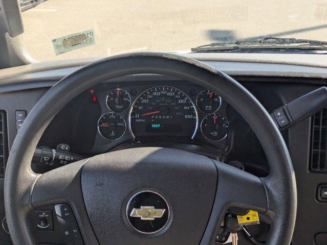 2020 Chevrolet Express Passenger 3500 1LT