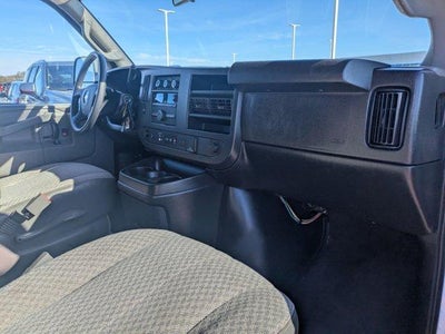2020 Chevrolet Express Passenger 3500 1LT