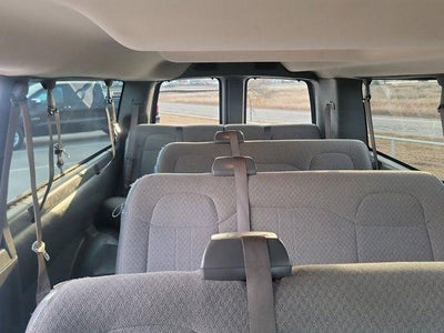 2020 Chevrolet Express Passenger 3500 1LT
