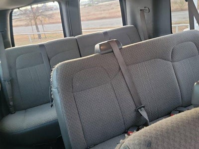 2020 Chevrolet Express Passenger 3500 1LT