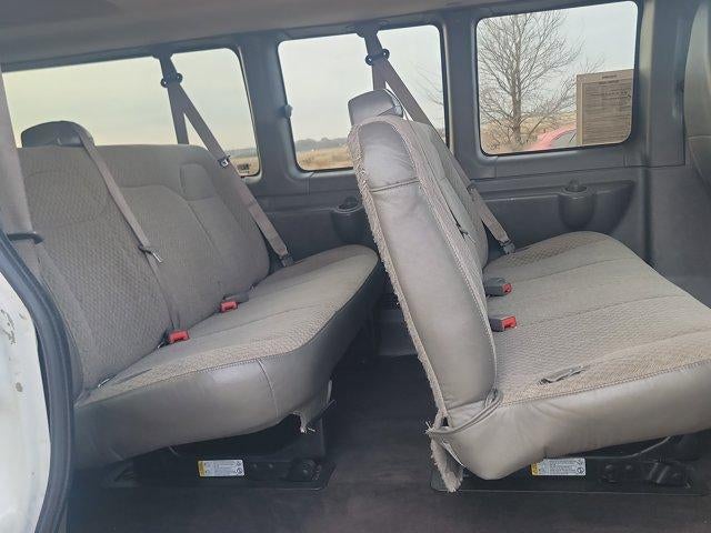 2020 Chevrolet Express Passenger 3500 1LT