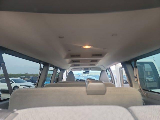 2020 Chevrolet Express Passenger 3500 1LT