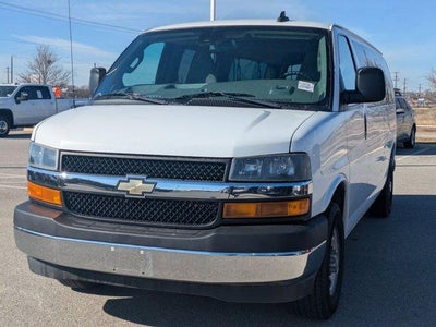 2020 Chevrolet Express Passenger 3500 1LT
