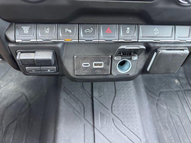 2025 Chevrolet Silverado 2500 HD Custom