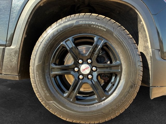 2021 GMC Acadia AT4