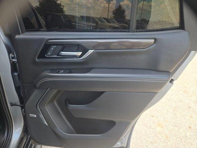 2025 GMC Yukon Elevation