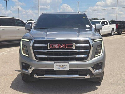2025 GMC Yukon Elevation