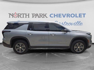 2024 Chevrolet Traverse LS