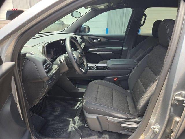 2024 Chevrolet Traverse LS