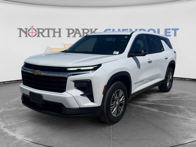 2024 Chevrolet Traverse LS