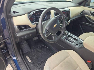 2022 Chevrolet Traverse LS