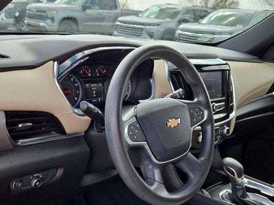 2022 Chevrolet Traverse LS