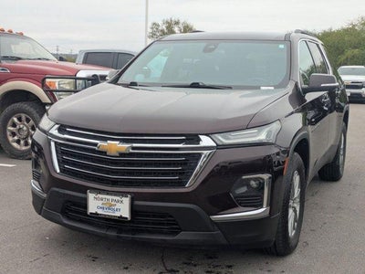 2022 Chevrolet Traverse LT Cloth