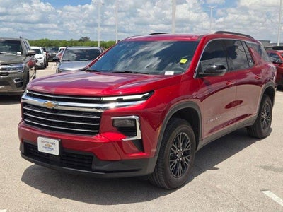 2025 Chevrolet Traverse LT