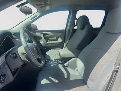 2017 Chevrolet Traverse Base