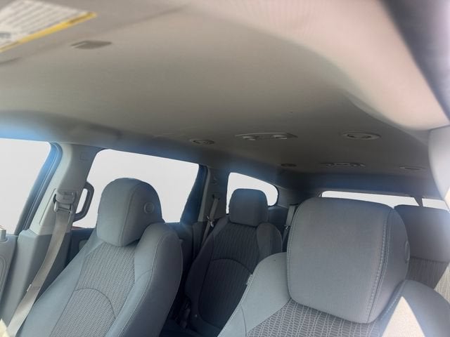 2017 Chevrolet Traverse Base