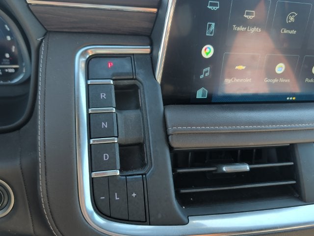 2022 Chevrolet Suburban LT