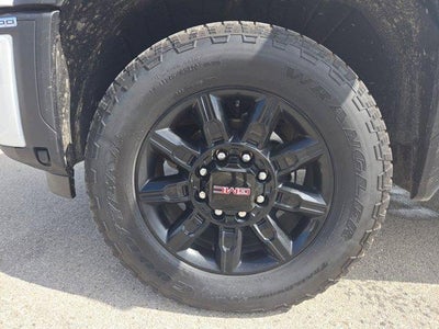 2025 GMC Sierra 2500 HD AT4
