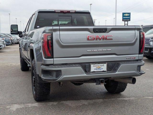 2025 GMC Sierra 2500 HD AT4