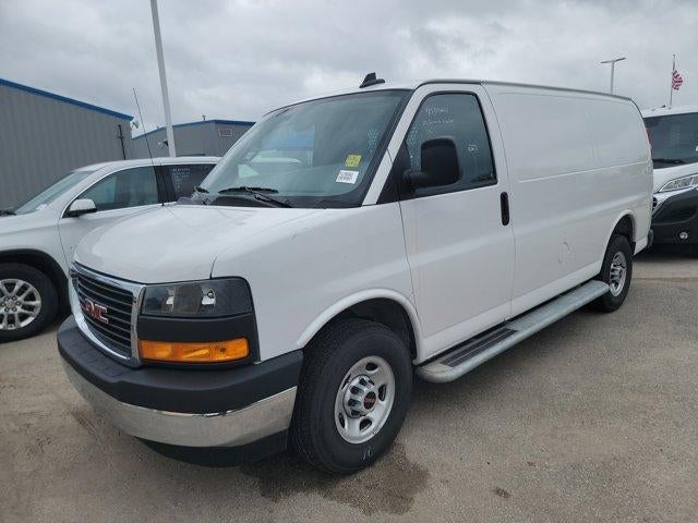 2025 GMC Savana Cargo Base