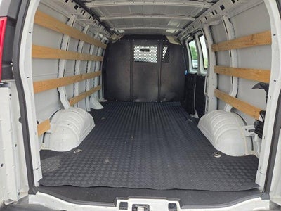 2025 GMC Savana Cargo Base