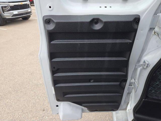2025 GMC Savana Cargo Base