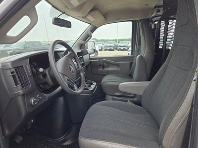 2025 GMC Savana Cargo Base