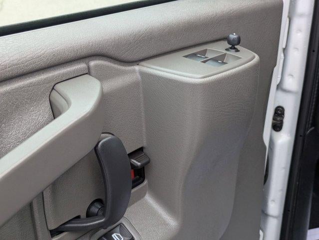 2024 GMC Savana Cargo 2500 Base