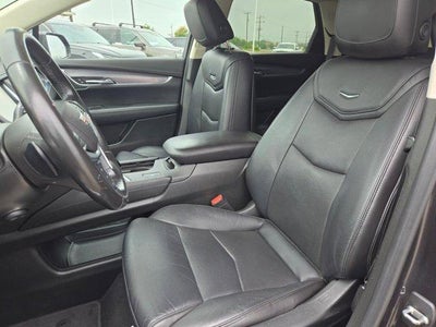 2019 Cadillac XT5 Luxury FWD