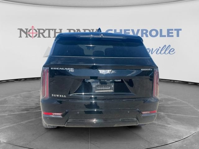 2025 Cadillac ESCALADE IQ Sport 1