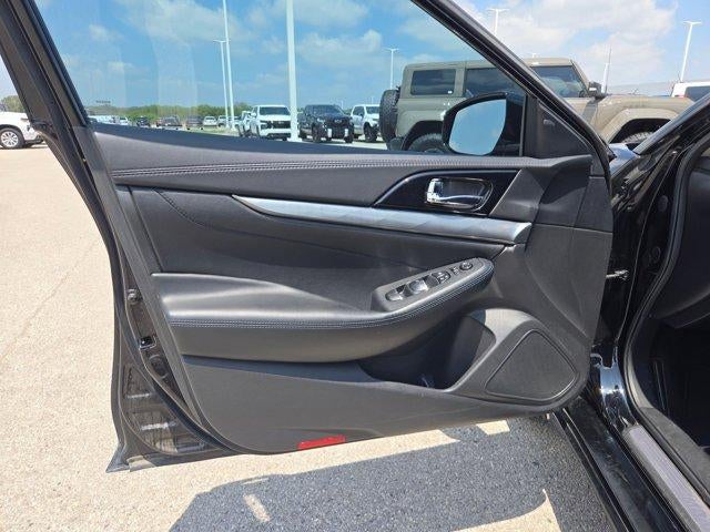 2020 Nissan Maxima S